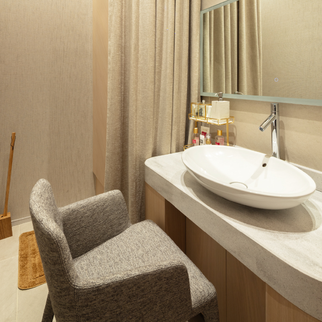 Powder room